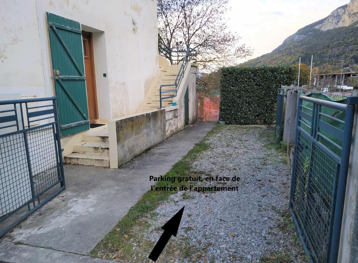 Le Manet - Appartement Proche Centre Ville - Parking Gratuit Bonneville Kültér fotó